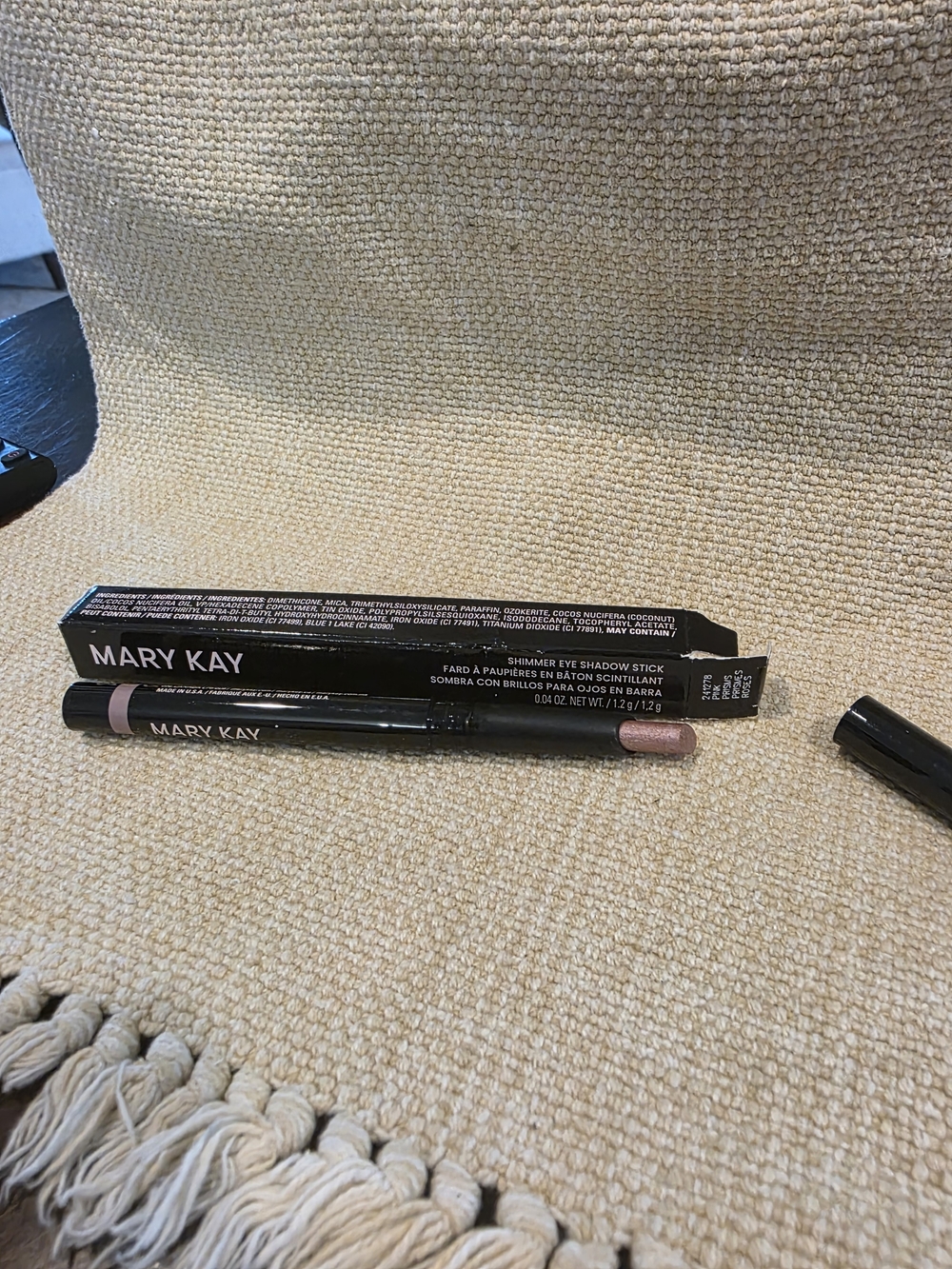 Mary Kay Shimmer Eye Shadow Stick - Pink Prism